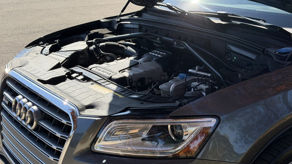 Photo 26 of this AUDI SQ5