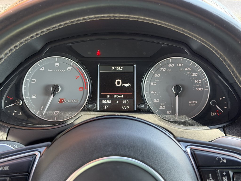 Photo 30 of this AUDI SQ5