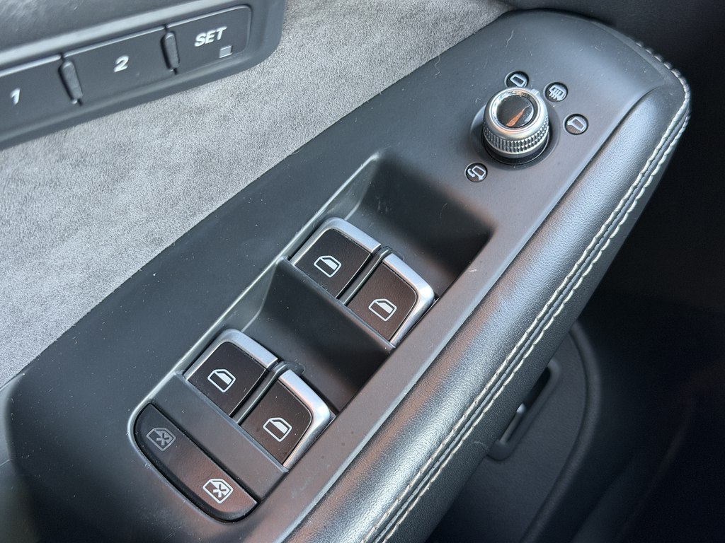 Photo 70 of this AUDI SQ5