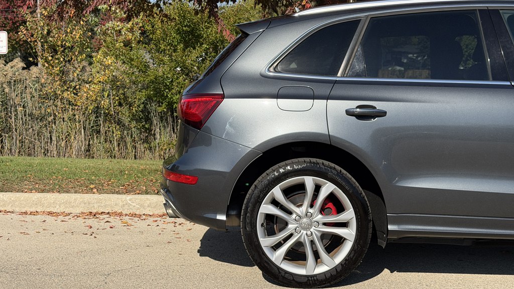 Photo 6 of this AUDI SQ5