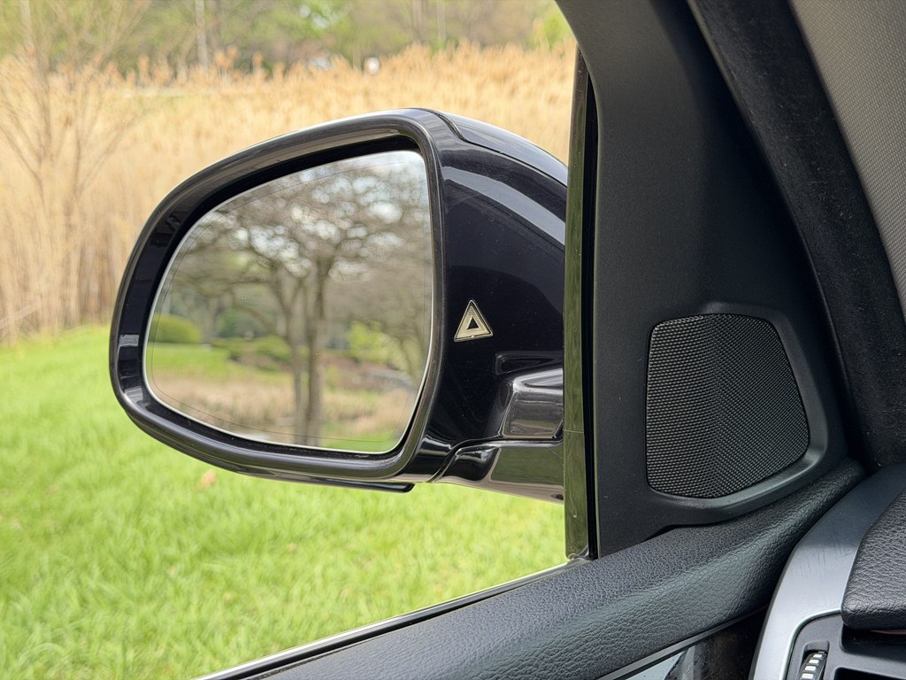 Photo 18 of this BMW X5
