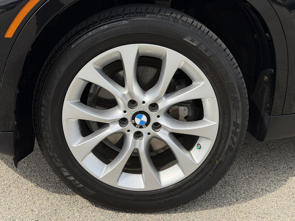 Photo 10 of this BMW X5