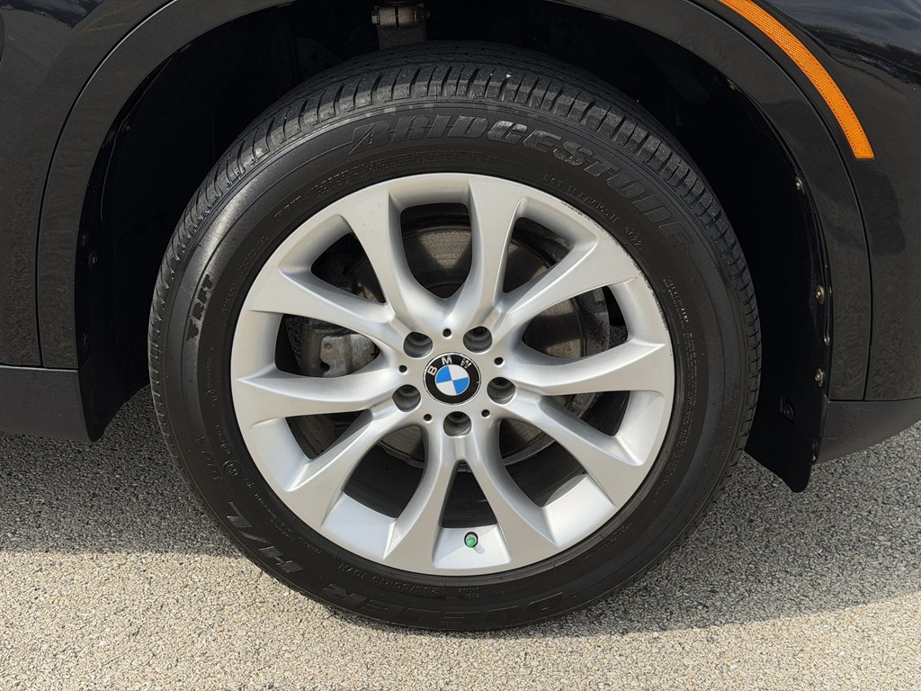 Photo 11 of this BMW X5