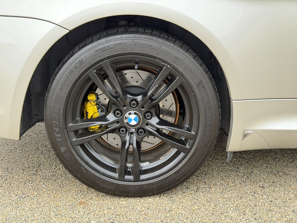 Photo 50 of this BMW 6 SERIES