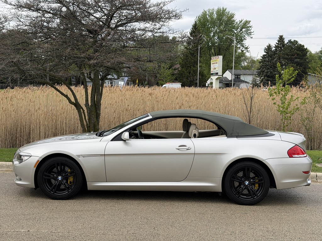 Photo 11 of this BMW 6 SERIES