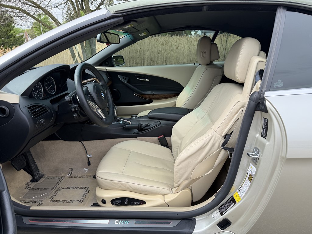 Photo 38 of this BMW 6 SERIES