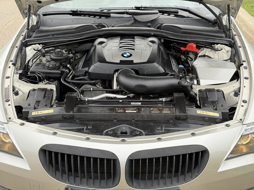 Photo 27 of this BMW 6 SERIES