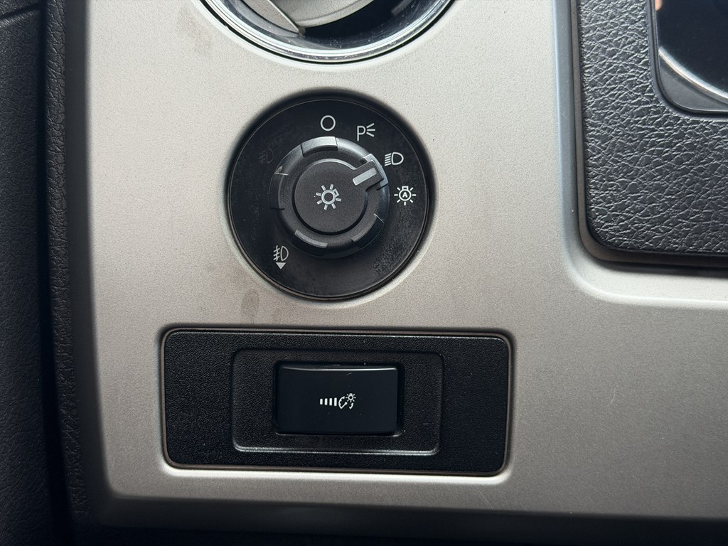 Photo 52 of this FORD F-150