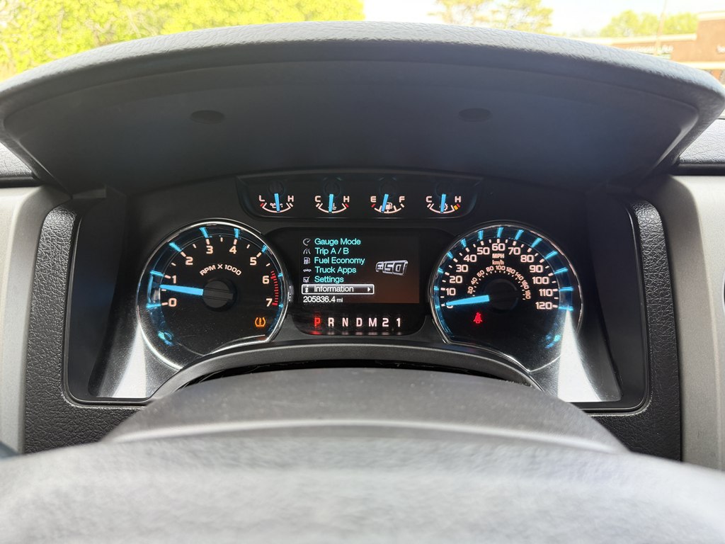 Photo 38 of this FORD F-150