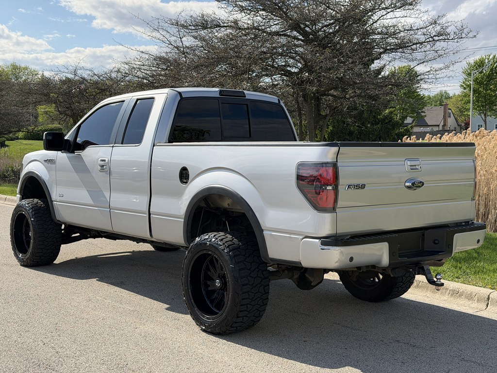 Photo 4 of this FORD F-150