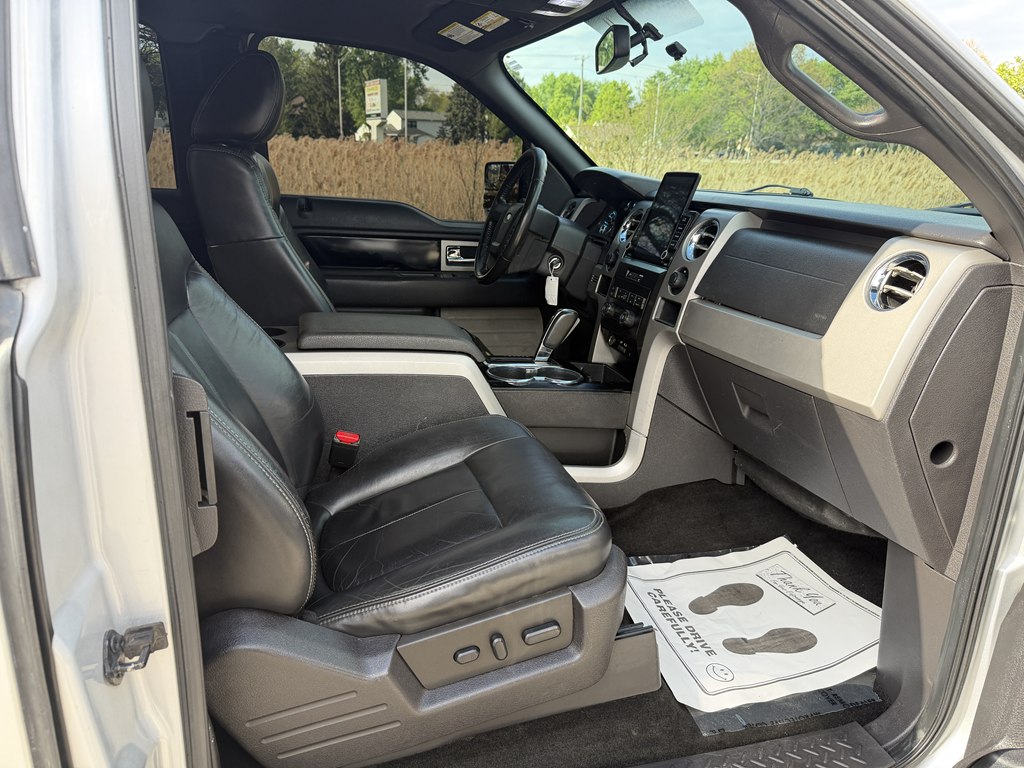 Photo 42 of this FORD F-150