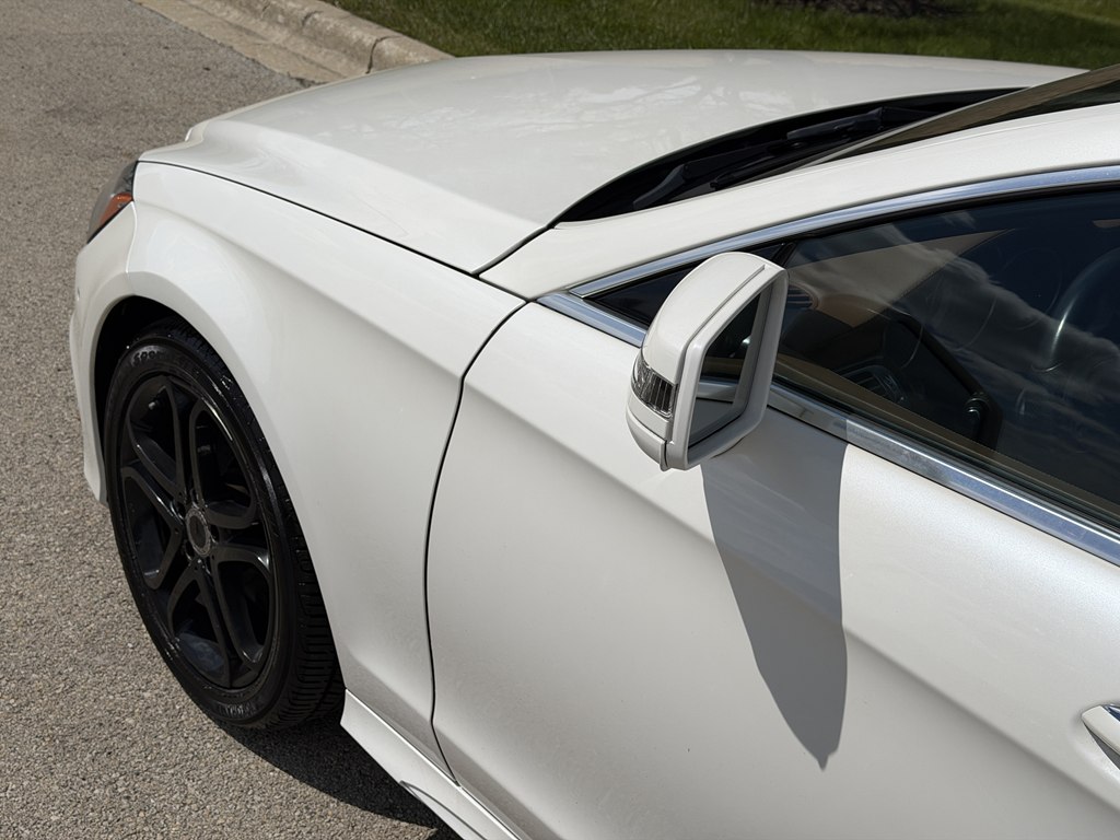 Photo 12 of this MERCEDES-BENZ CLS