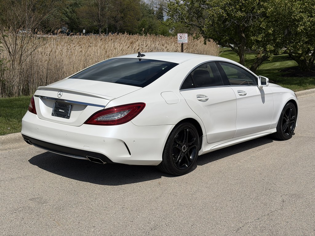 Photo 2 of this MERCEDES-BENZ CLS