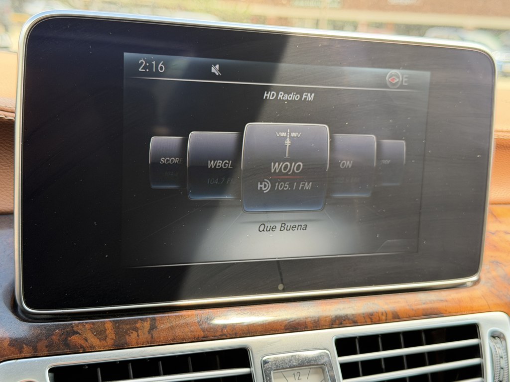 Photo 27 of this MERCEDES-BENZ CLS