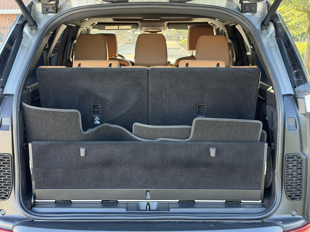 Photo 21 of this LAND ROVER DISCOVERY