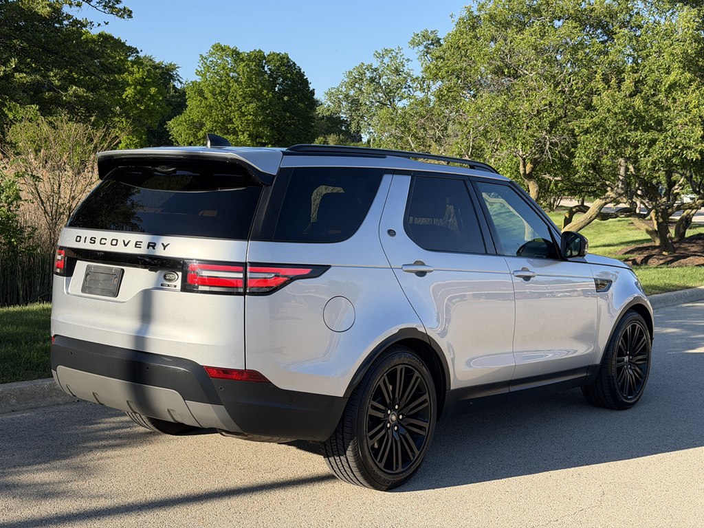 Photo 2 of this LAND ROVER DISCOVERY