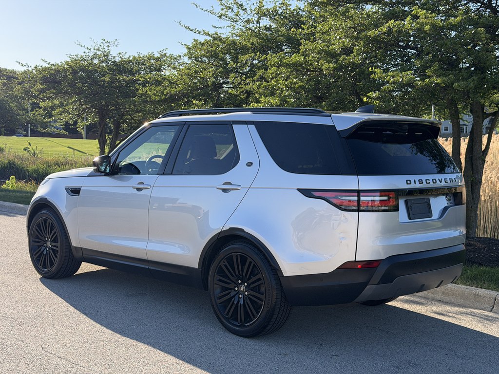 Photo 4 of this LAND ROVER DISCOVERY