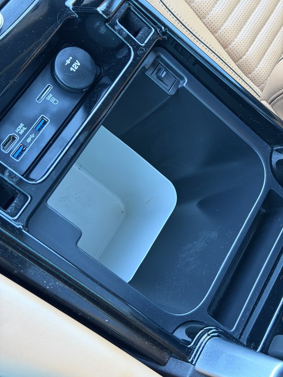 Photo 37 of this LAND ROVER DISCOVERY