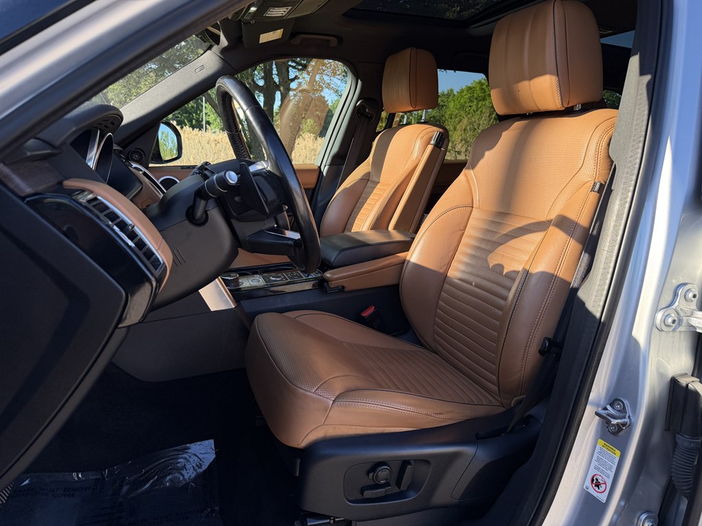 Photo 54 of this LAND ROVER DISCOVERY