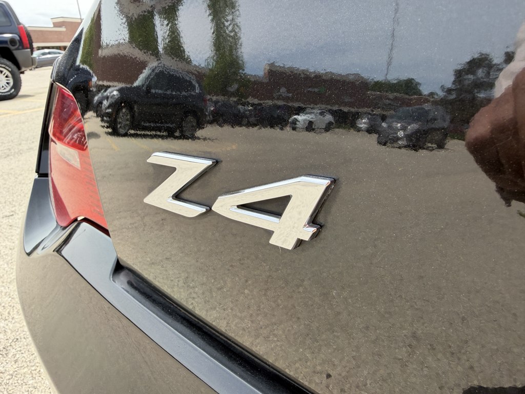 Photo 16 of this BMW Z4