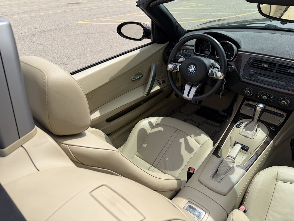 Photo 36 of this BMW Z4