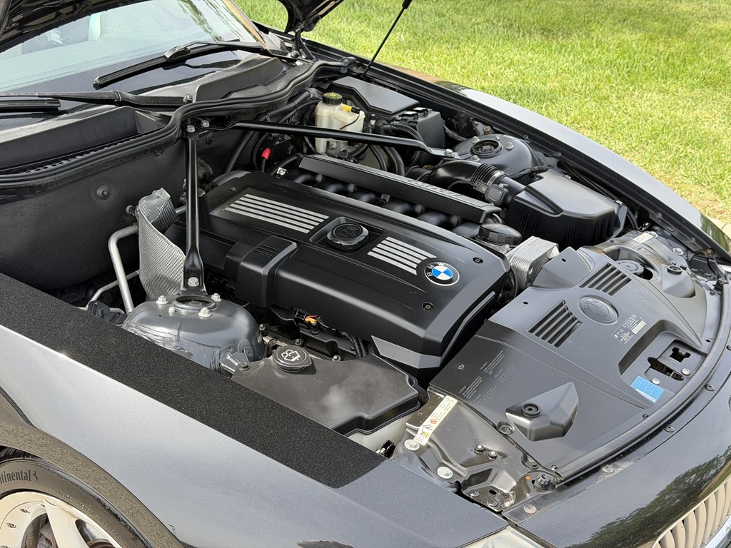 Photo 24 of this BMW Z4