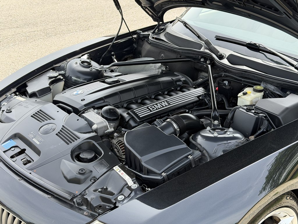 Photo 27 of this BMW Z4