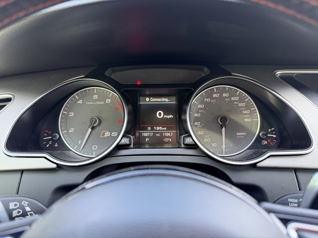 Photo 44 of this AUDI S5