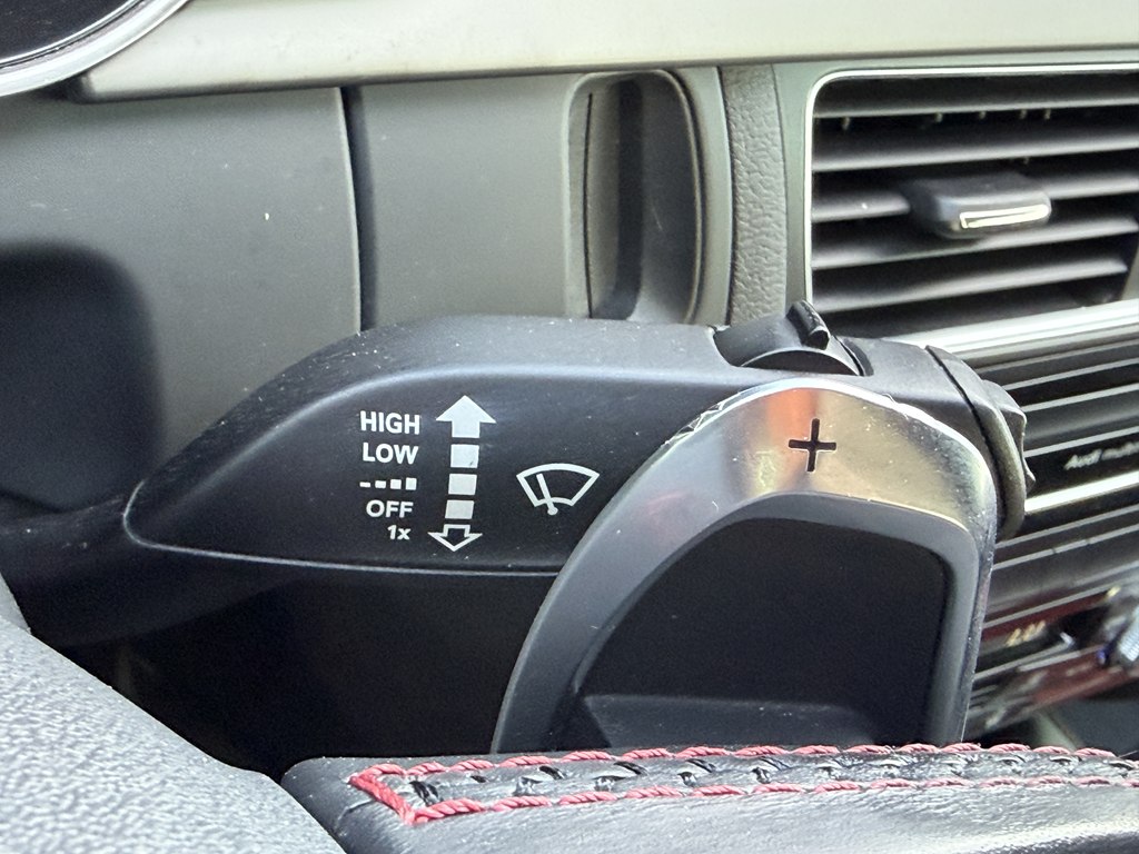 Photo 29 of this AUDI S5