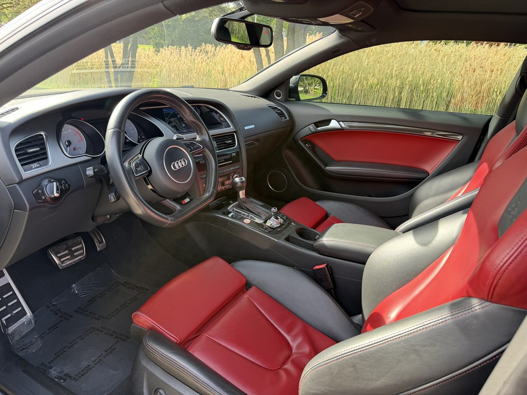 Photo 22 of this AUDI S5