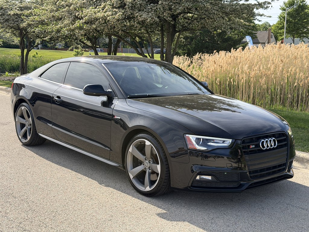 Photo 3 of this AUDI S5