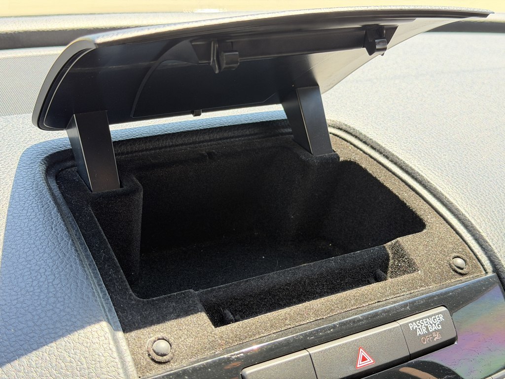 Photo 54 of this VOLKSWAGEN TOUAREG