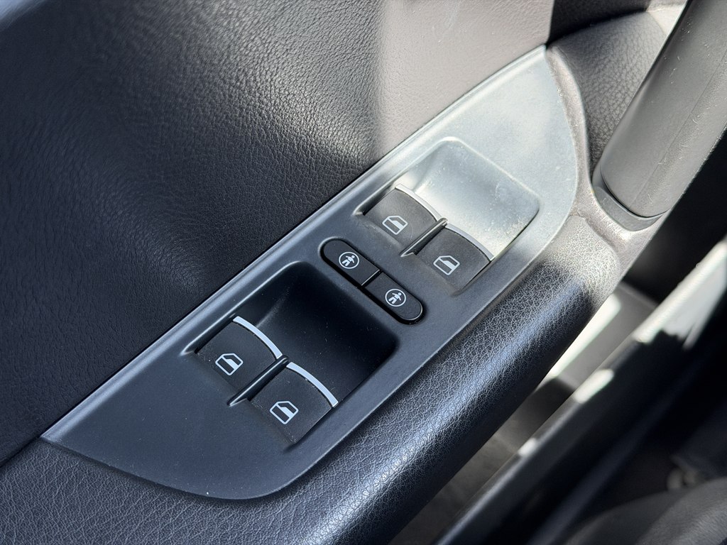 Photo 52 of this VOLKSWAGEN TOUAREG