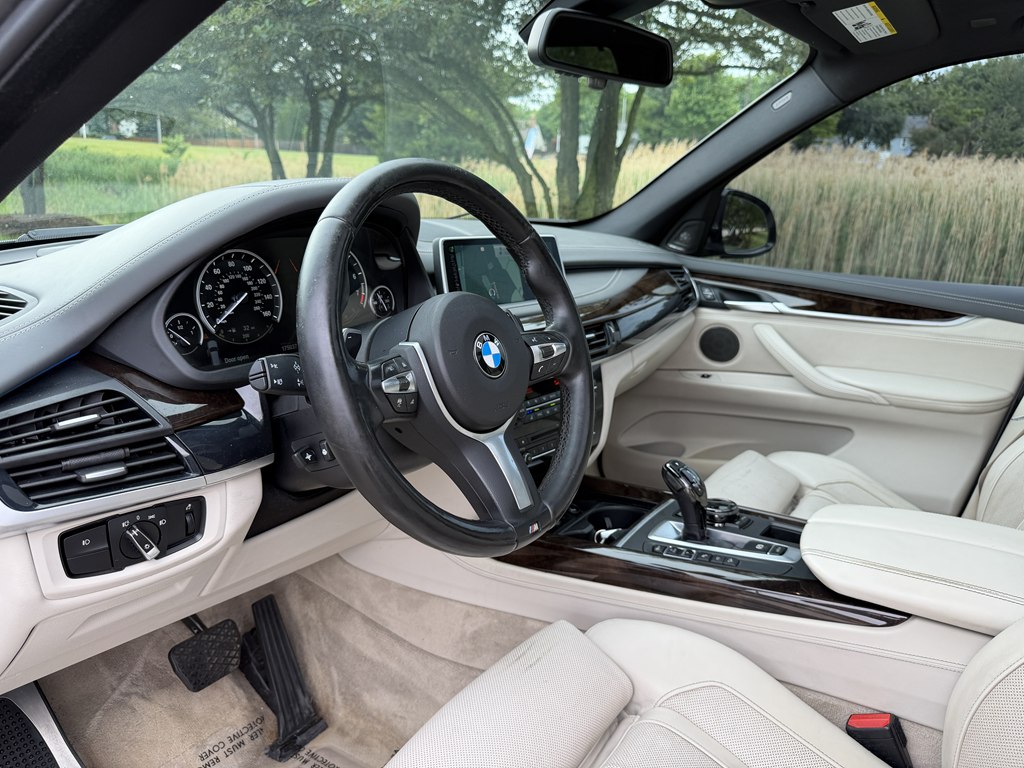 Photo 28 of this BMW X5
