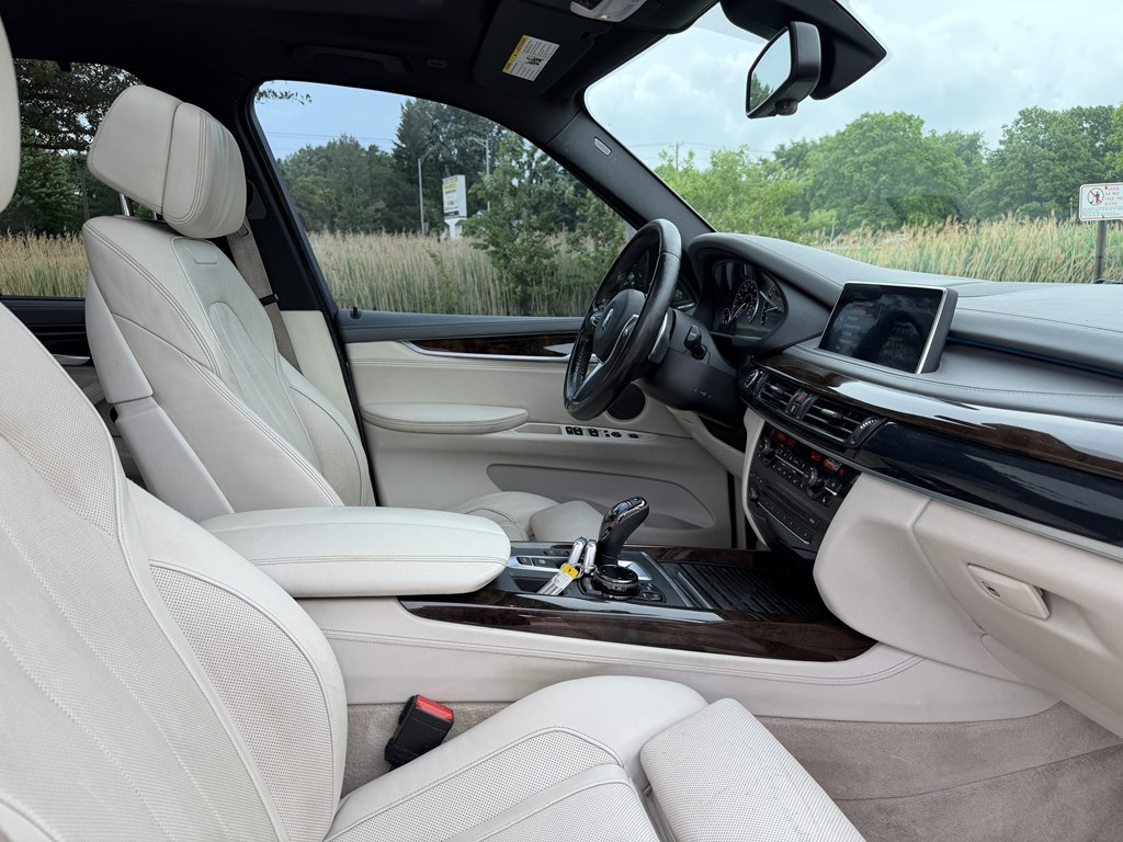 Photo 60 of this BMW X5