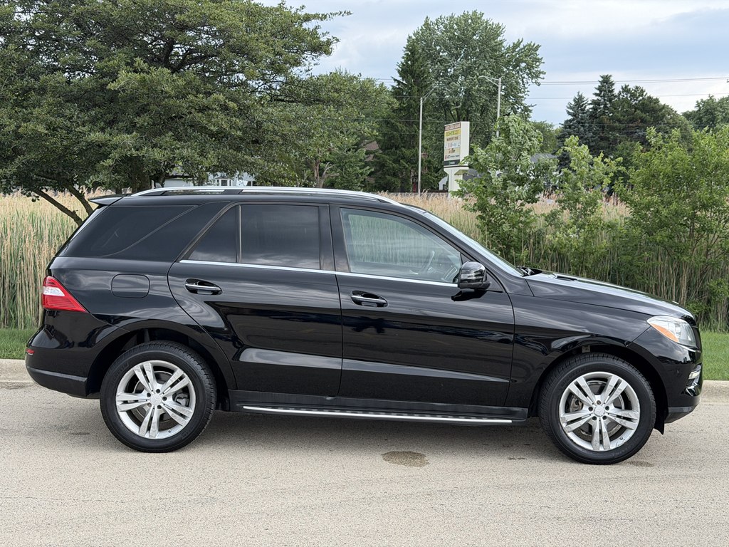 Photo 6 of this MERCEDES-BENZ M-CLASS