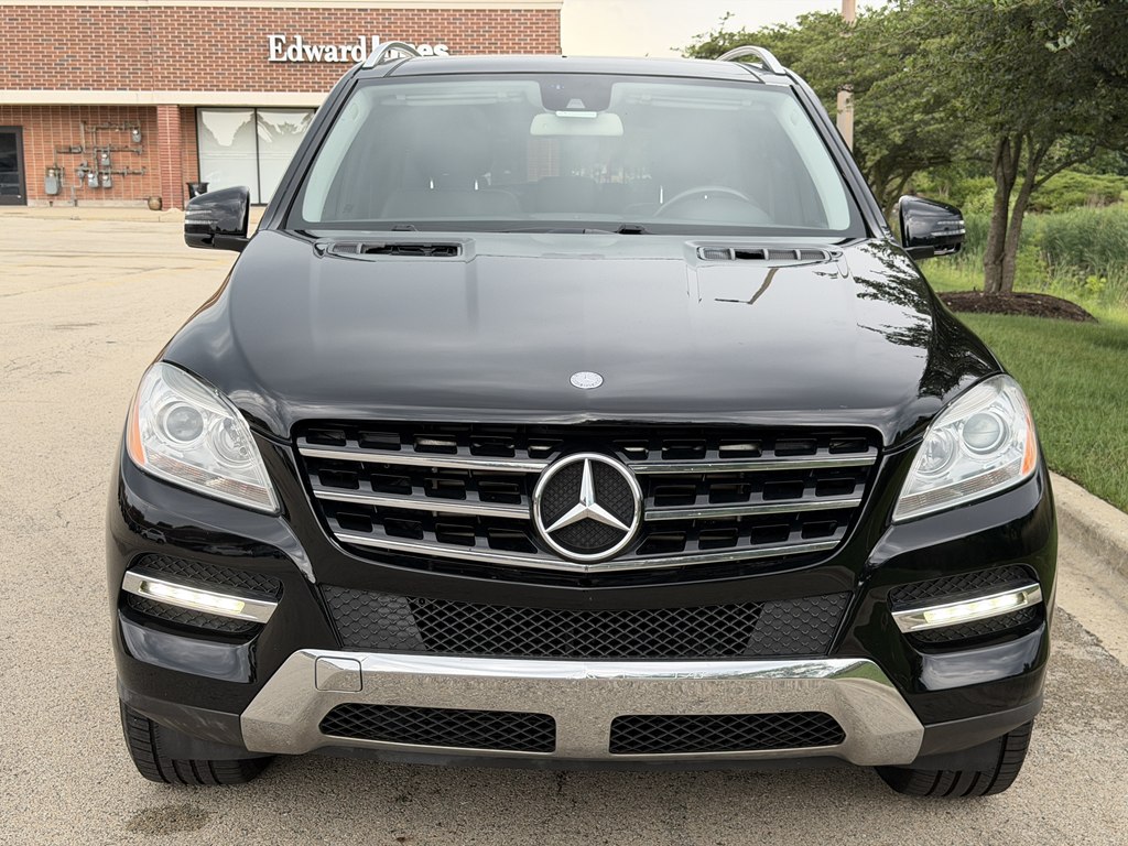 Photo 7 of this MERCEDES-BENZ M-CLASS