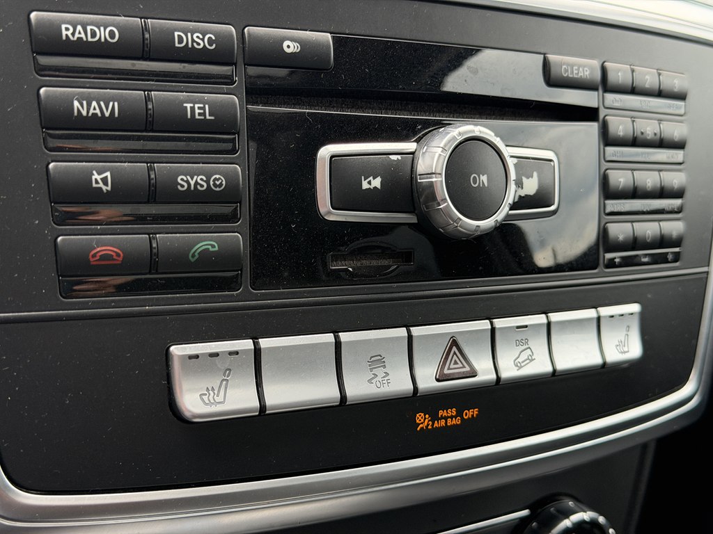Photo 45 of this MERCEDES-BENZ M-CLASS