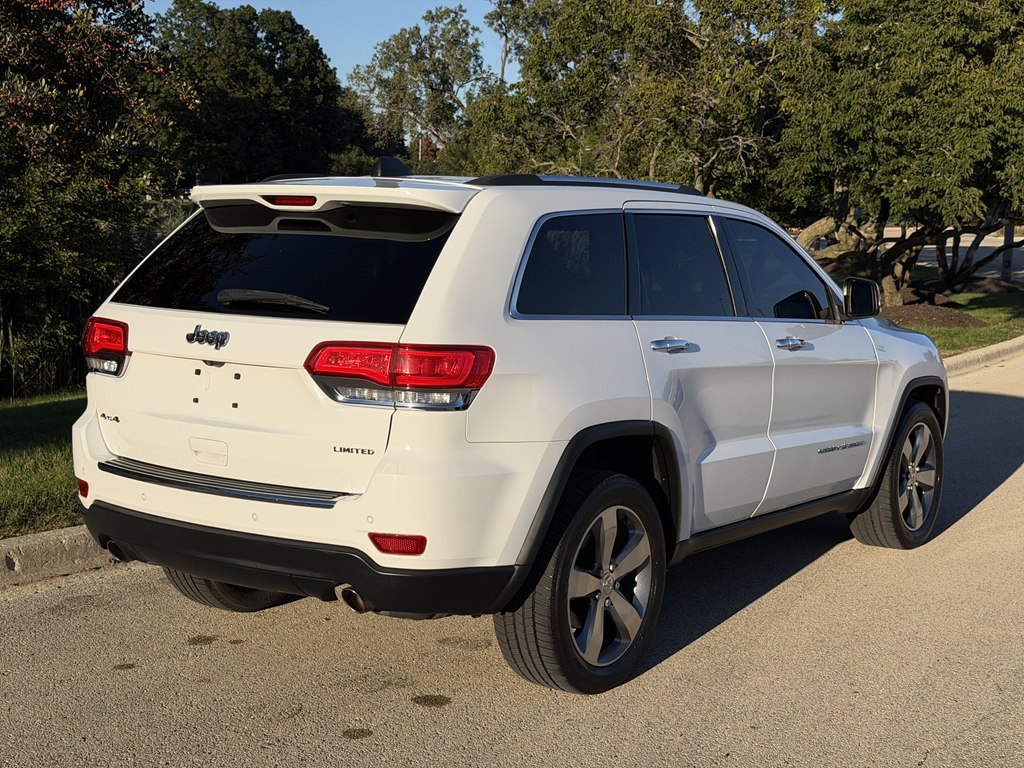 Photo 2 of this JEEP GRAND CHEROKEE