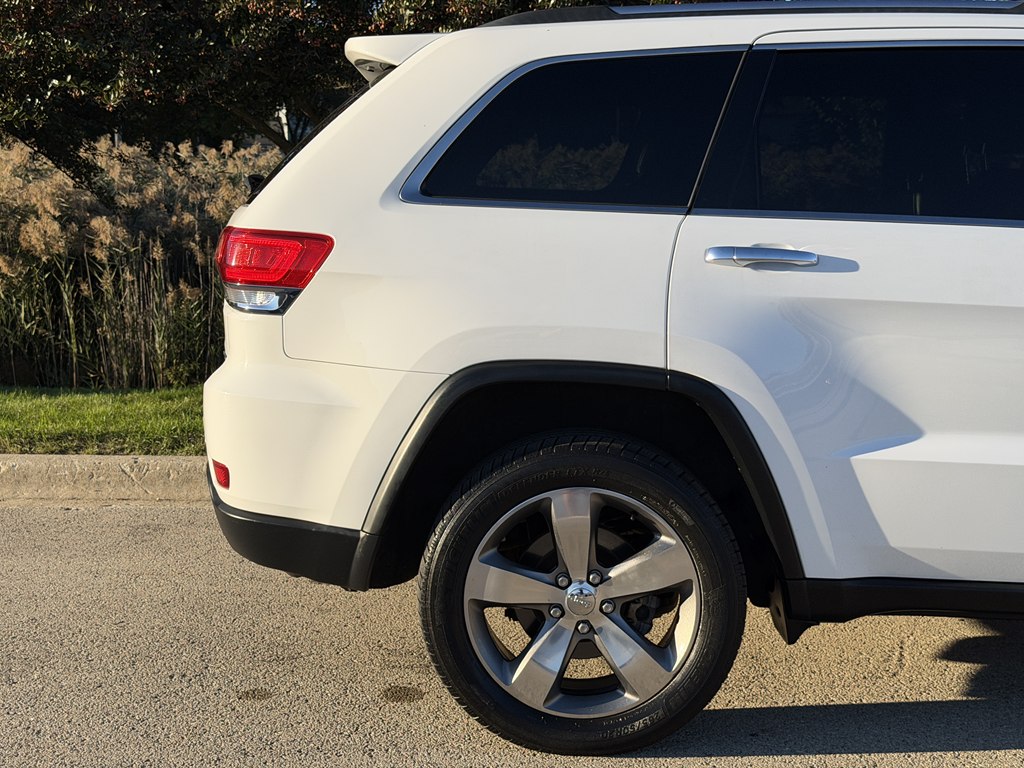 Photo 6 of this JEEP GRAND CHEROKEE