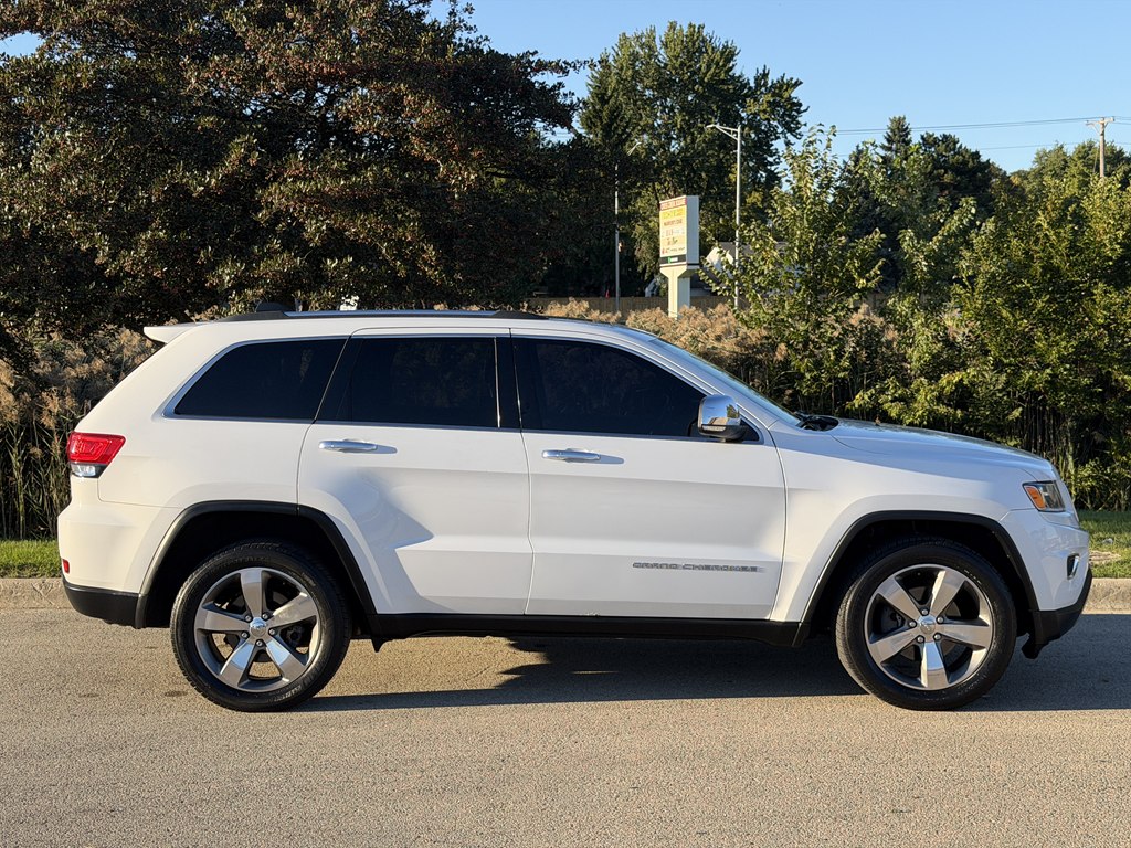 Photo 5 of this JEEP GRAND CHEROKEE