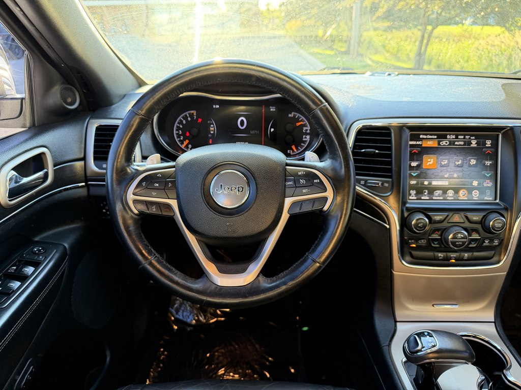 Photo 28 of this JEEP GRAND CHEROKEE
