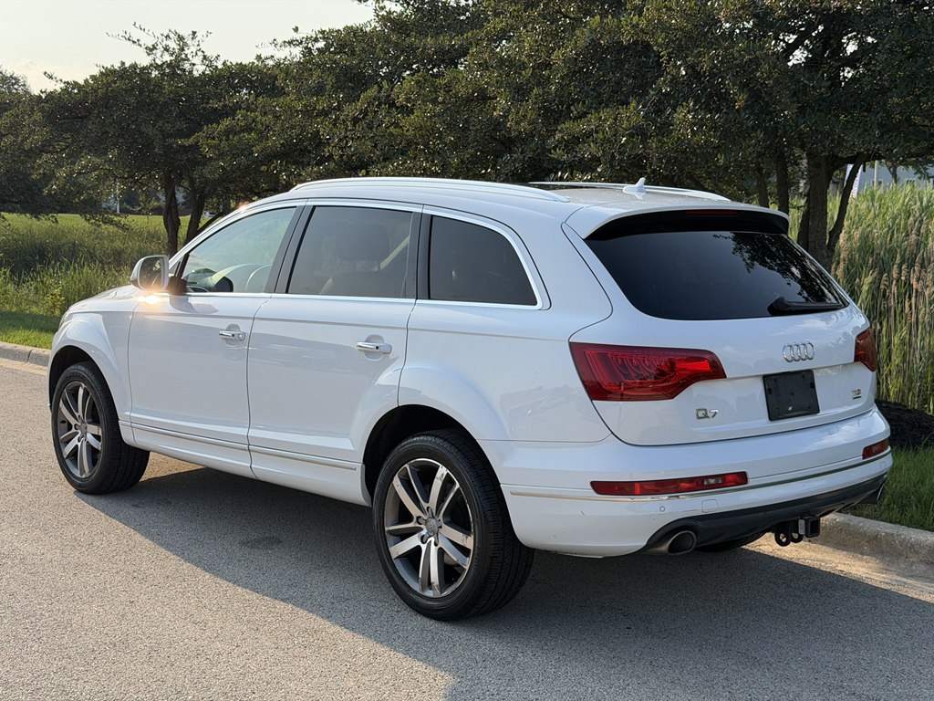 Photo 4 of this AUDI Q7