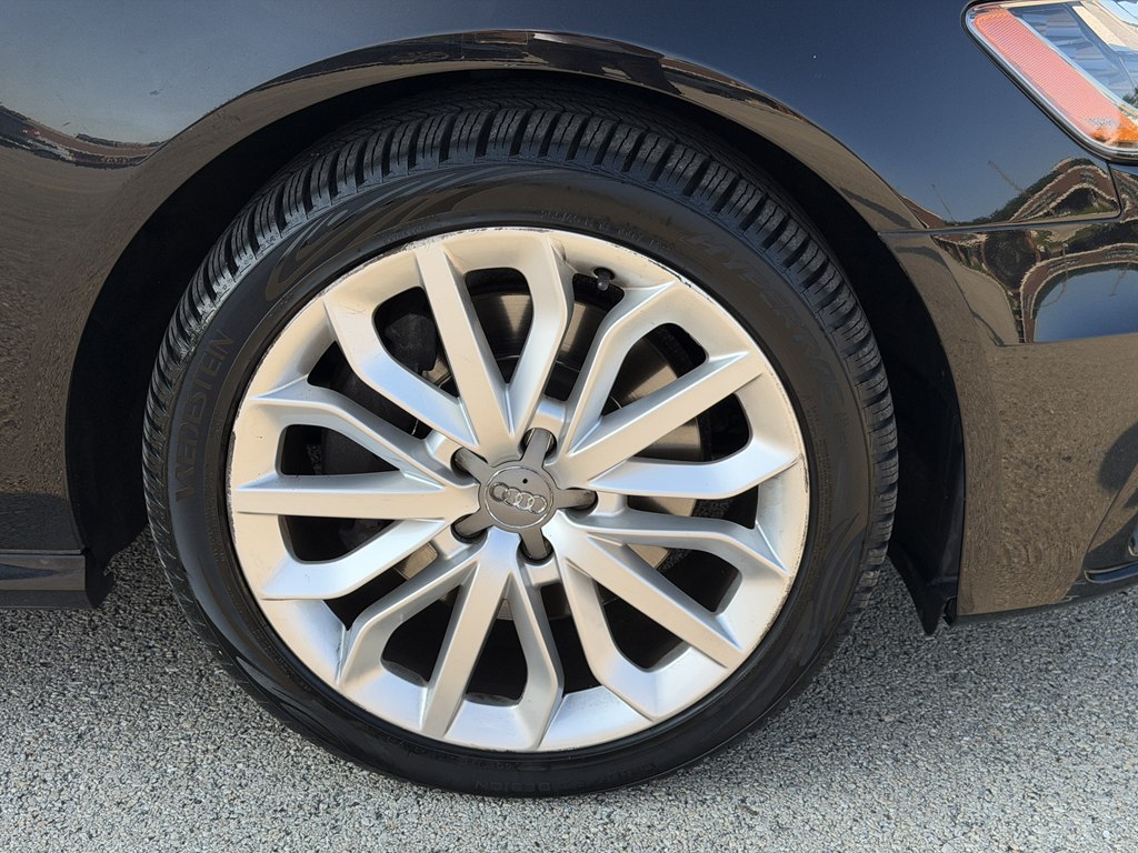 Photo 16 of this AUDI A6