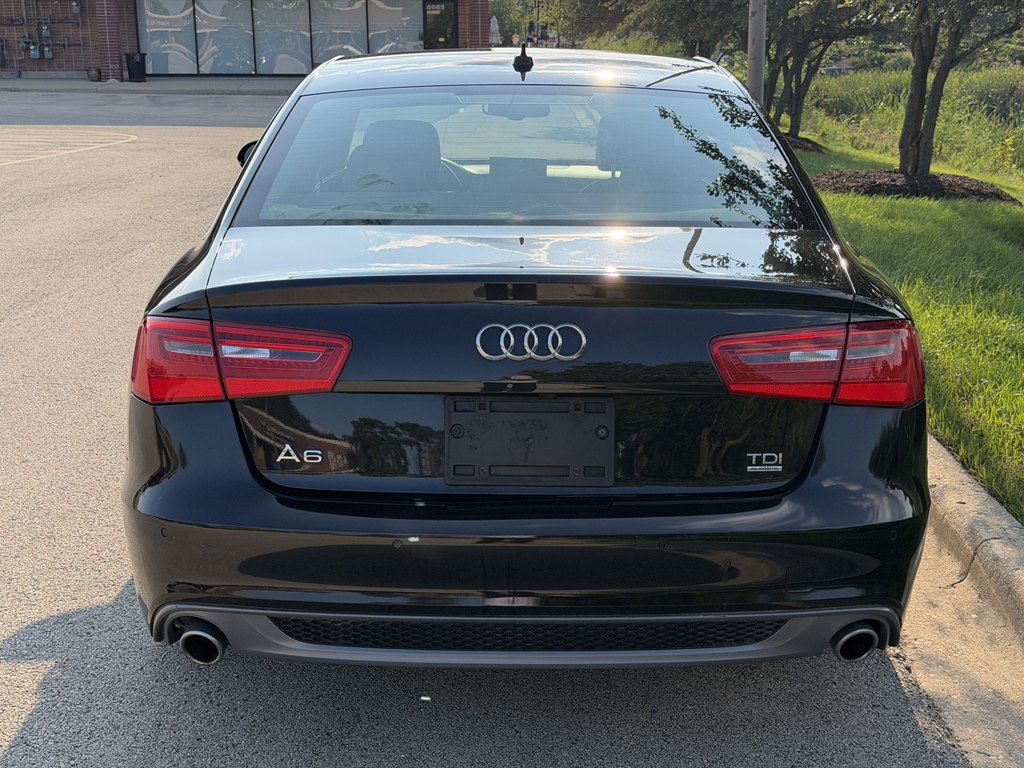 Photo 8 of this AUDI A6