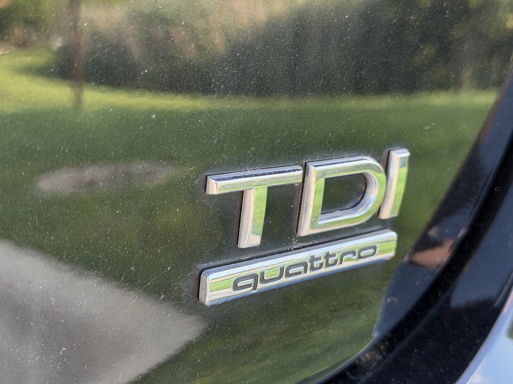 Photo 13 of this AUDI A6