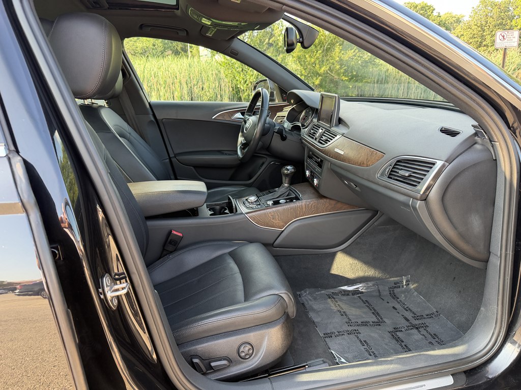 Photo 51 of this AUDI A6