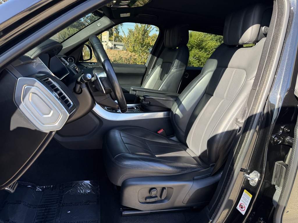 Photo 33 of this LAND ROVER RANGE ROVER SPO