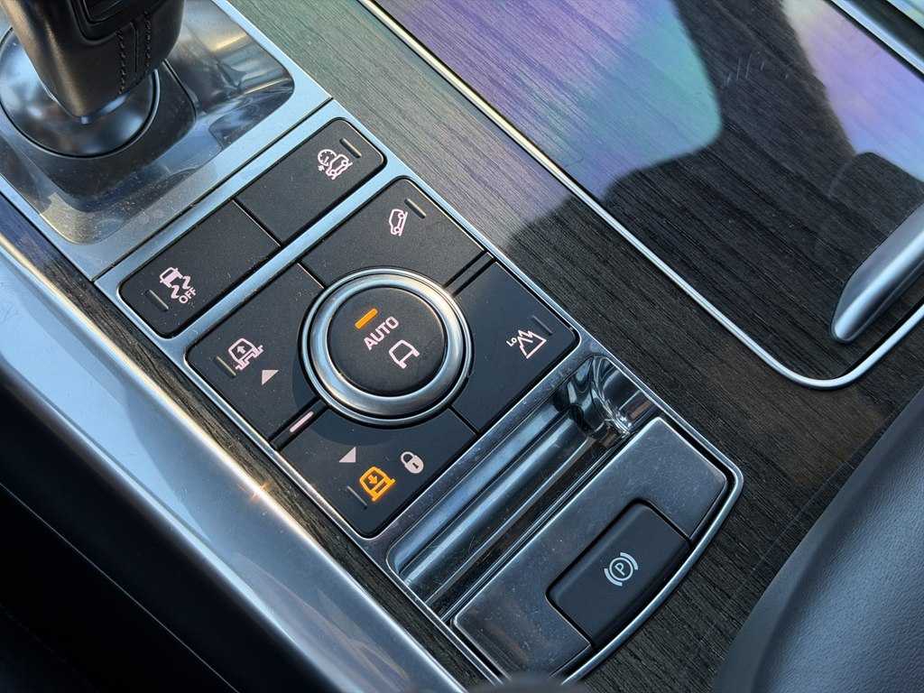 Photo 65 of this LAND ROVER RANGE ROVER SPO