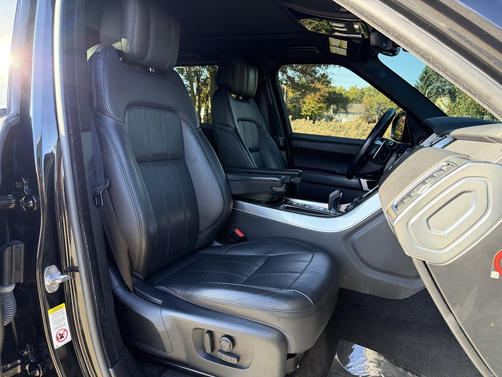 Photo 44 of this LAND ROVER RANGE ROVER SPO